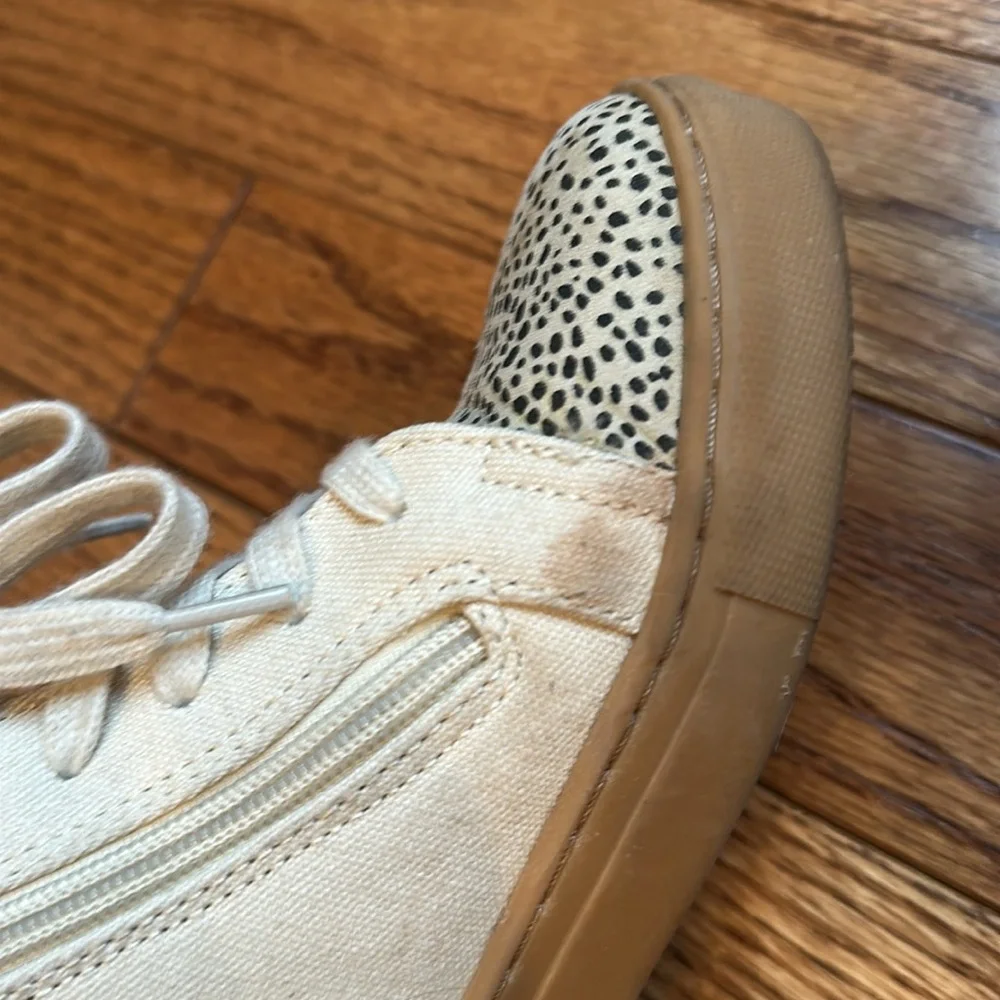 Universal Thread Women's High-Top Sneakers - Picture 6 of 7